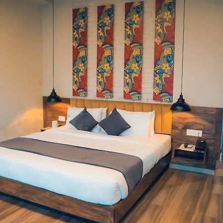 Jade City Hotel Pokhara Kültér fotó