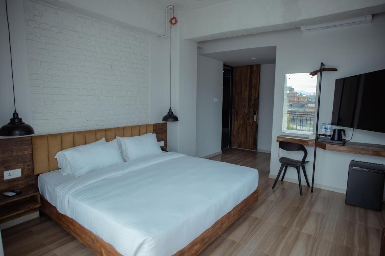Jade City Hotel Pokhara Kültér fotó