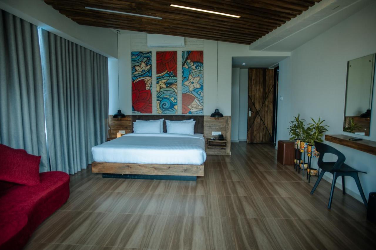 Jade City Hotel Pokhara Kültér fotó