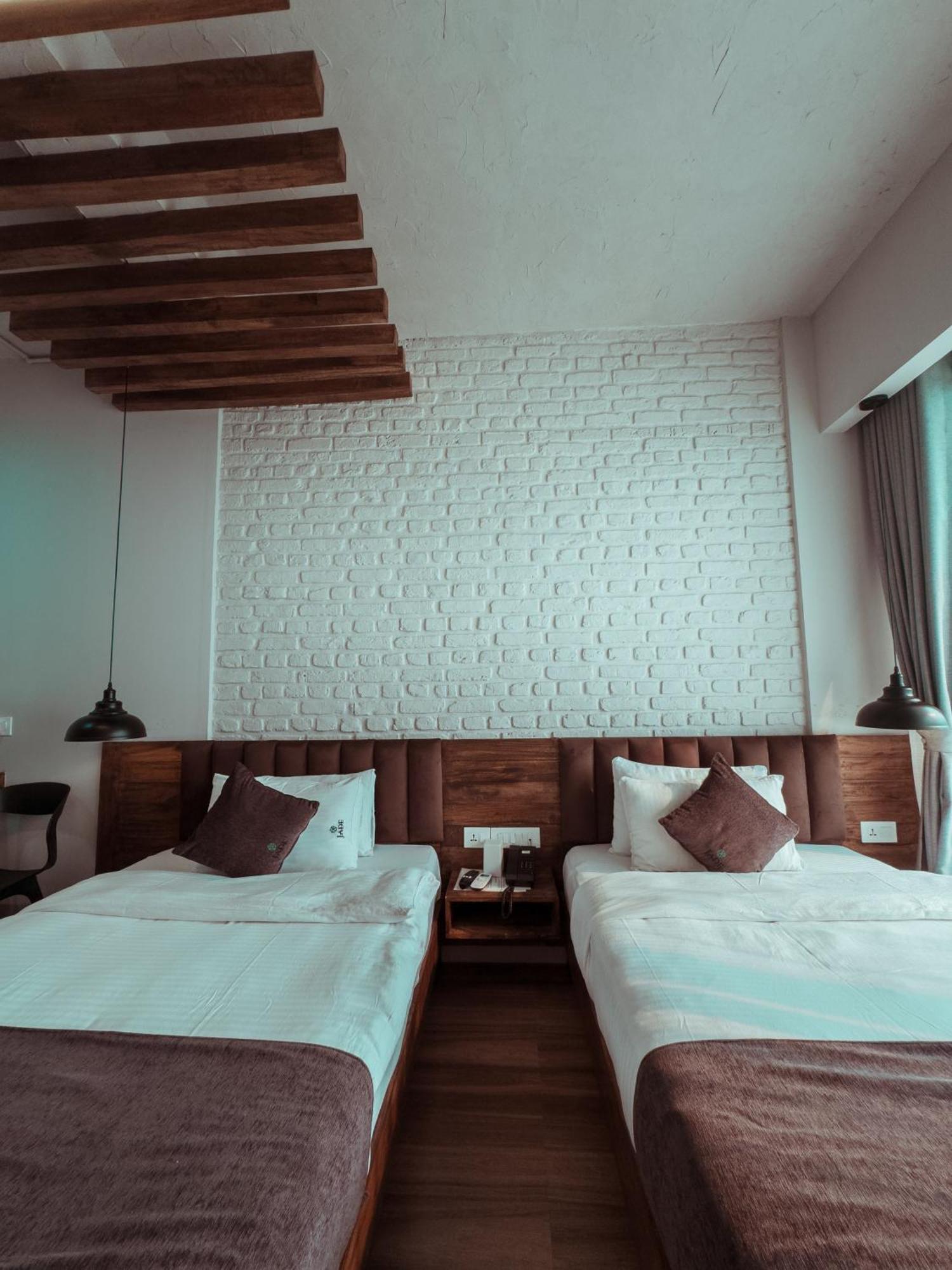Jade City Hotel Pokhara Kültér fotó